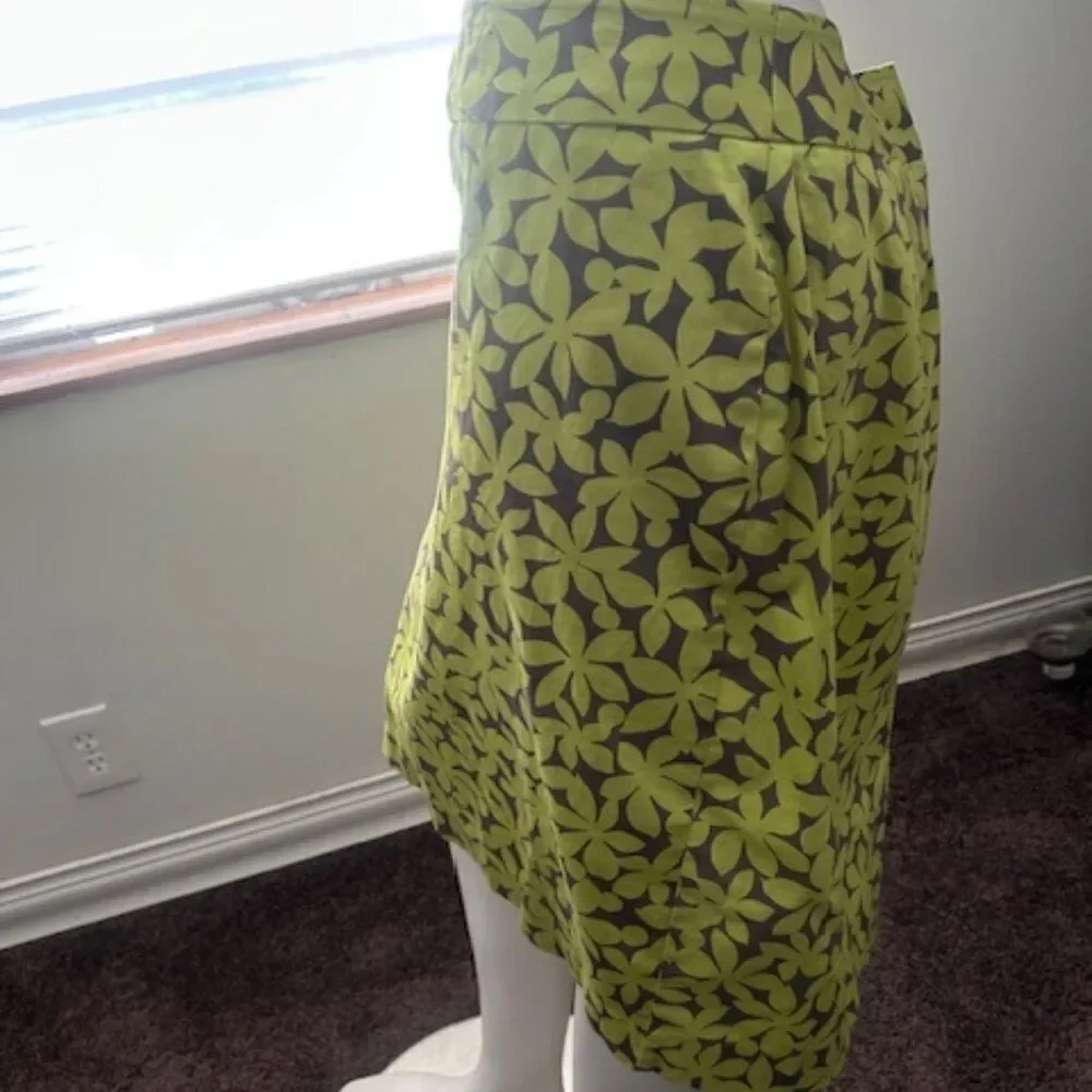 Lane Bryant Green/Taupe Floral back zip and split pencil skirt, size 20